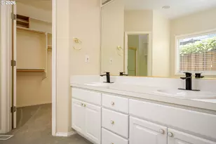 10898 SE Happy Valley Dr, Happy Valley, OR 97086 - Photo 25