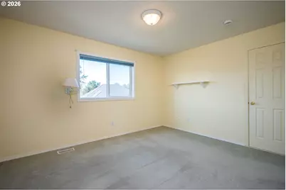 10898 SE Happy Valley Dr, Happy Valley, OR 97086 - Photo 27