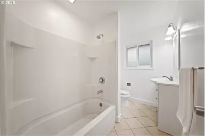850 SE 169th Dr, Portland, OR 97233 - Photo 13