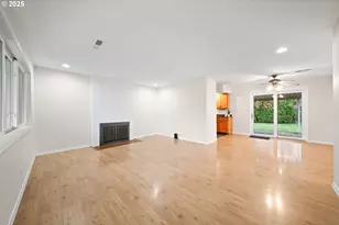 850 SE 169th Dr, Portland, OR 97233 - Photo 3