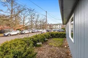 626 NW 28th St, Corvallis, OR 97330 - Photo 3