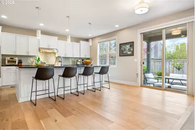 9635 SW 48th Ave, Portland, OR 97219 - Photo 11