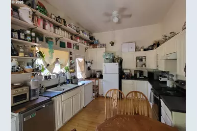 204 First St, Moro, OR 97039 - Photo 7