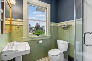 322 SE 61st Ave, Portland, OR 97215 - Photo 29