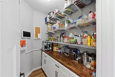 2025 Roosevelt Loop, North Bend, OR 97459 - Photo 17