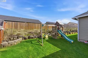 2025 Roosevelt Loop, North Bend, OR 97459 - Photo 45