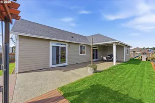 2025 Roosevelt Loop, North Bend, OR 97459 - Photo 39