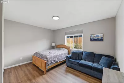2025 Roosevelt Loop, North Bend, OR 97459 - Photo 19