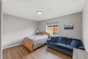 2025 Roosevelt Loop, North Bend, OR 97459 - Photo 19