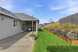 2025 Roosevelt Loop, North Bend, OR 97459 - Photo 41