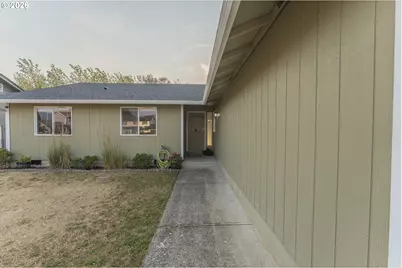 1721 Foxtail Cir, Woodland, WA 98674 - Photo 5