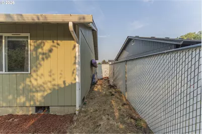 1721 Foxtail Cir, Woodland, WA 98674 - Photo 39