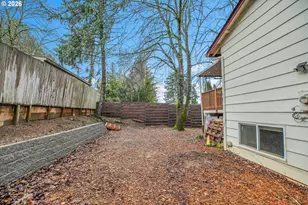 638 SW 7th St, Gresham, OR 97080 - Photo 5