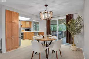 638 SW 7th St, Gresham, OR 97080 - Photo 13