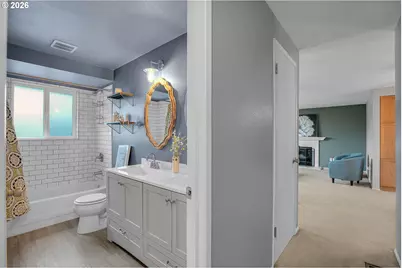 638 SW 7th St, Gresham, OR 97080 - Photo 27