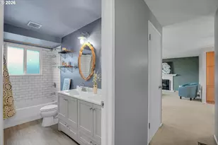 638 SW 7th St, Gresham, OR 97080 - Photo 27