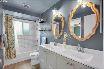 638 SW 7th St, Gresham, OR 97080 - Photo 17