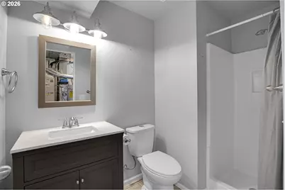 638 SW 7th St, Gresham, OR 97080 - Photo 29