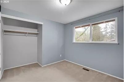 638 SW 7th St, Gresham, OR 97080 - Photo 23