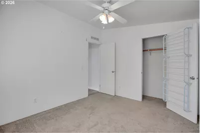 1655 S Elm St, Canby, OR 97013 - Photo 31