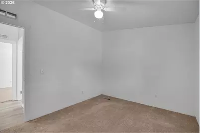 1655 S Elm St, Canby, OR 97013 - Photo 27