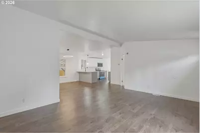 12323 SE Holgate Blvd #19, Portland, OR 97236 - Photo 7