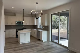 1141 Rachel Ln, Molalla, OR 97038 - Photo 9