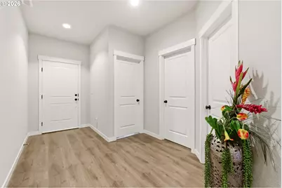 1130 NE 17th St, Battle Ground, WA 98604 - Photo 3