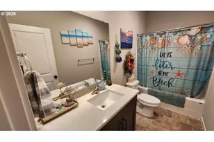 1130 NE 17th St, Battle Ground, WA 98604 - Photo 5