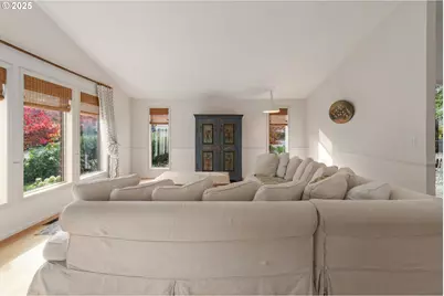 1750 Tabor St, Eugene, OR 97401 - Photo 5