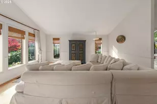 1750 Tabor St, Eugene, OR 97401 - Photo 5