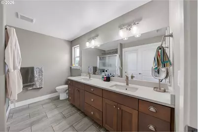 601 SE Rose Ridge Dr, Winston, OR 97496 - Photo 15