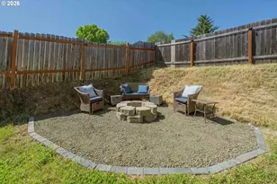 601 SE Rose Ridge Dr, Winston, OR 97496 - Photo 29