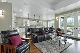 17144 SE Johnston Dr, Portland, OR 97236 - Photo 5