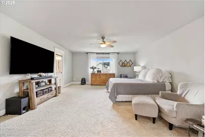 15928 Stables Pl, Oregon City, OR 97045 - Photo 5