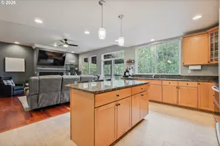 148 W Canyonview Dr, Longview, WA 98632 - Photo 13