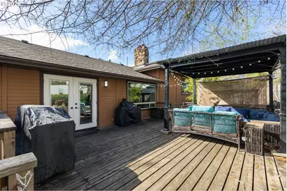 2382 NW Esquire Dr, Roseburg, OR 97471 - Photo 39