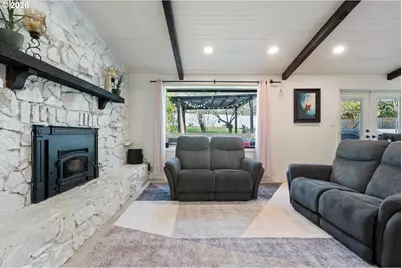 2382 NW Esquire Dr, Roseburg, OR 97471 - Photo 11