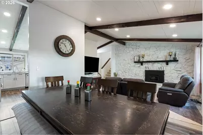 2382 NW Esquire Dr, Roseburg, OR 97471 - Photo 17