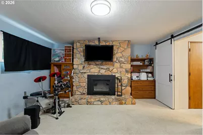 2382 NW Esquire Dr, Roseburg, OR 97471 - Photo 21