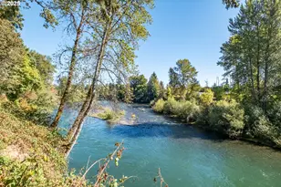 1054 N River Dr, Sweet Home, OR 97386 - Photo 5