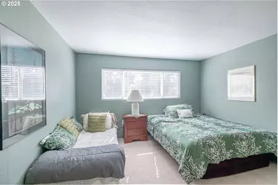 1054 N River Dr, Sweet Home, OR 97386 - Photo 25