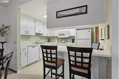 16146 SW 130th Ter #4, Portland, OR 97224 - Photo 13