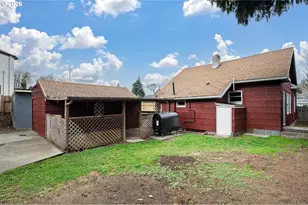 6646 N Columbia Way, Portland, OR 97203 - Photo 15