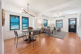 1137 SE Lexington St, Portland, OR 97202 - Photo 9