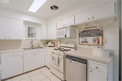 715 NE 22nd Ave, Camas, WA 98607 - Photo 11