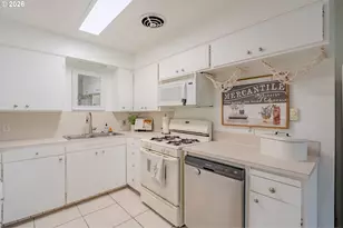 715 NE 22nd Ave, Camas, WA 98607 - Photo 11