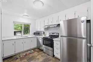 1600 Rhododendron Dr, Florence, OR 97439 - Photo 7