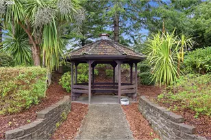 1600 Rhododendron Dr, Florence, OR 97439 - Photo 35