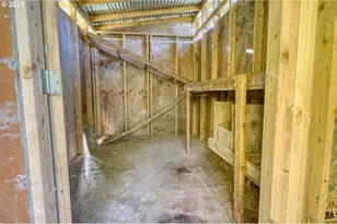 32673 Pittsburg Rd, Saint Helens, OR 97051 - Photo 47